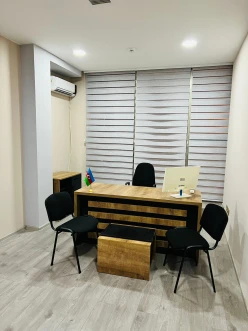 İcarə ofis 1 otaqlı 25 m², 28 May m.-11