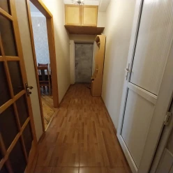 İcarə yeni tikili 2 otaqlı 45 m², İnşaatçılar m.-10