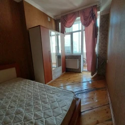 İcarə yeni tikili 2 otaqlı 45 m², İnşaatçılar m.-6