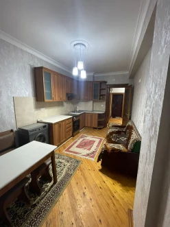 İcarə yeni tikili 2 otaqlı 80 m², İnşaatçılar m.-10 İcarə yeni tikili 2 otaqlı 80 m², İnşaatçılar m.-10