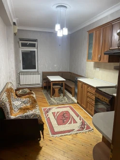 İcarə yeni tikili 2 otaqlı 80 m², İnşaatçılar m.-8 İcarə yeni tikili 2 otaqlı 80 m², İnşaatçılar m.-8