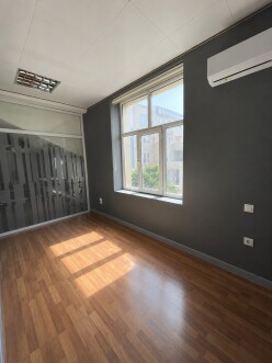 İcarə ofis 4 otaqlı 80 m²,  Nərimanov-2