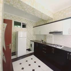 Satılır yeni tikili 2 otaqlı 62 m², İnşaatçılar m.-7