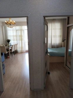 Satılır yeni tikili 2 otaqlı 50 m², İnşaatçılar m.-16