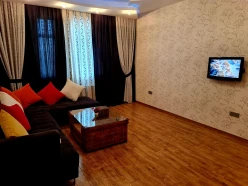 Satılır yeni tikili 2 otaqlı 90 m², İnşaatçılar m.-3