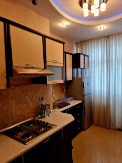 Satılır yeni tikili 2 otaqlı 90 m², İnşaatçılar m.-2