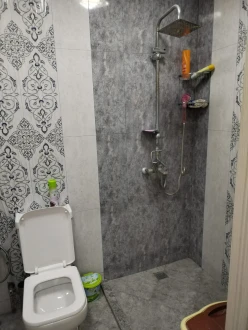 Satılır yeni tikili 2 otaqlı 50 m², İnşaatçılar m.-8