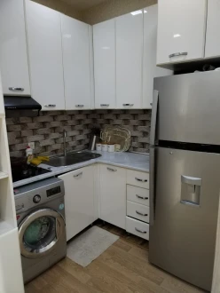 Satılır yeni tikili 2 otaqlı 50 m², İnşaatçılar m.-5