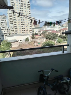 Satılır yeni tikili 2 otaqlı 50 m², İnşaatçılar m.-10