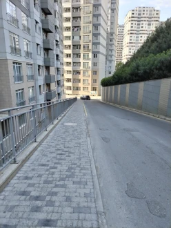 Satılır yeni tikili 2 otaqlı 50 m², İnşaatçılar m.-12