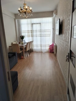 Satılır yeni tikili 2 otaqlı 50 m², İnşaatçılar m.-6