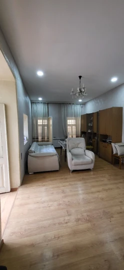 Satılır köhnə tikili 3 otaqlı 56 m², İçəri Şəhər m.-3