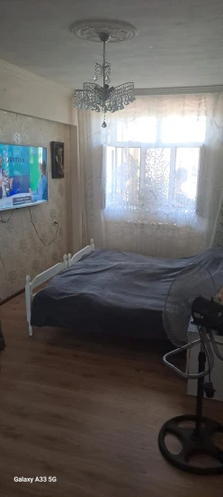 Satılır köhnə tikili 3 otaqlı 65 m², Gənclik m.-3 Satılır köhnə tikili 3 otaqlı 65 m², Gənclik m.-3