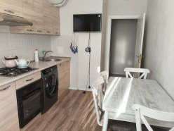 Satılır yeni tikili 2 otaqlı 60 m²,  İnşaatçılar m.-18