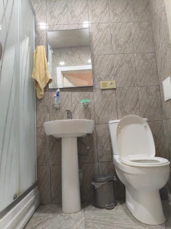 Satılır yeni tikili 2 otaqlı 60 m²,  İnşaatçılar m.-5