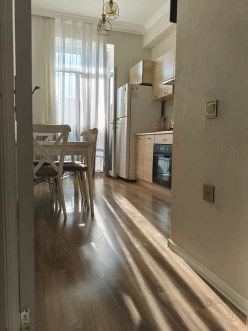 Satılır yeni tikili 2 otaqlı 60 m²,  İnşaatçılar m.-14