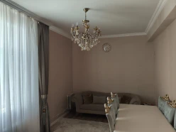 Satılır yeni tikili 2 otaqlı 60 m²,  İnşaatçılar m.-8