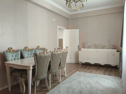 Satılır yeni tikili 2 otaqlı 60 m²,  İnşaatçılar m.-15