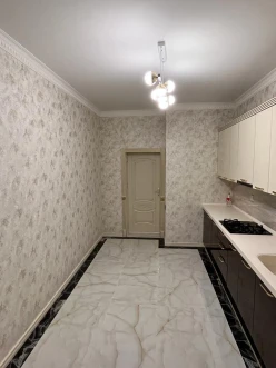 Satılır yeni tikili 4 otaqlı 147 m², İnşaatçılar m.-4