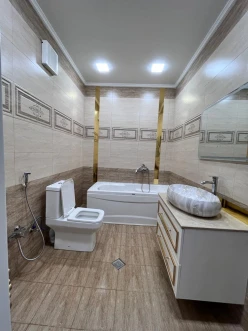 Satılır yeni tikili 4 otaqlı 147 m², İnşaatçılar m.-27