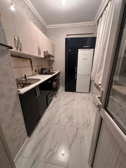 Satılır yeni tikili 3 otaqlı 68 m², İnşaatçılar m.-14