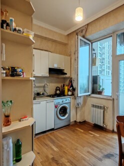 Satılır yeni tikili 2 otaqlı 65 m²,  Avtovağzal m.-12