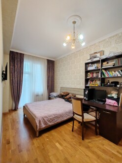 Satılır yeni tikili 2 otaqlı 65 m²,  Avtovağzal m.-8