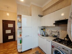 Satılır yeni tikili 2 otaqlı 65 m²,  Avtovağzal m.-11