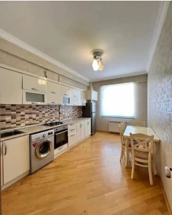 Satılır yeni tikili 2 otaqlı 100 m², İnşaatçılar m.-6