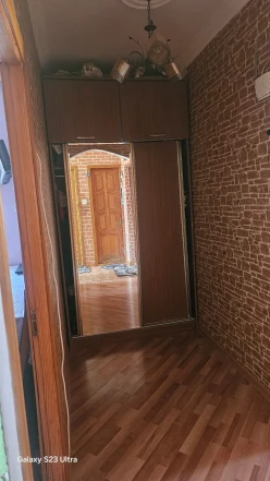 Satılır köhnə tikili 2 otaqlı 60 m², Əhmədli m.-11
