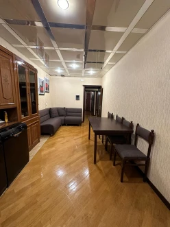 Satılır köhnə tikili 3 otaqlı 100 m², Nəriman Nərimanov m.-13