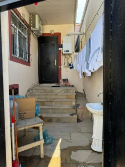 Satılır yeni tikili 2 otaqlı 70 m², Azadlıq prospekti m.-12