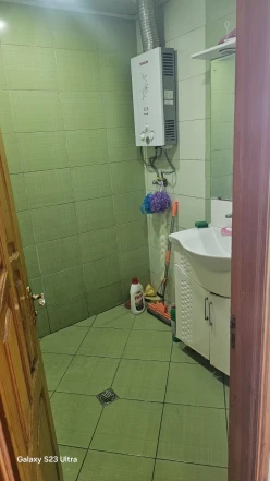 Satılır köhnə tikili 2 otaqlı 60 m², Əhmədli m.-5