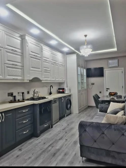 İcarə yeni tikili 3 otaqlı 110 m², Nəsimi r.