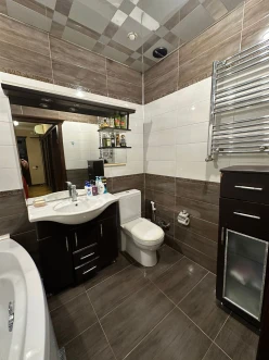 Satılır köhnə tikili 3 otaqlı 100 m², Nəriman Nərimanov m.-12