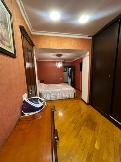 Satılır köhnə tikili 3 otaqlı 100 m², Nəriman Nərimanov m.-3