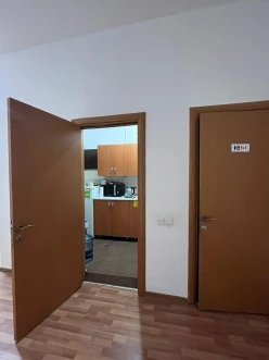 İcarə ofis 6 otaqlı 111 m²,  28 May m.-7