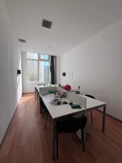 İcarə ofis 6 otaqlı 111 m²,  28 May m.-3