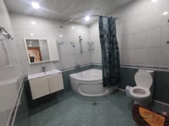 İcarə yeni tikili 3 otaqlı 136 m²,  Yasamal-9