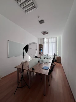 İcarə ofis 6 otaqlı 111 m²,  28 May m.-2