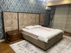 İcarə yeni tikili 4 otaqlı 181 m²,  Şah İsmayıl Xətai m.-7