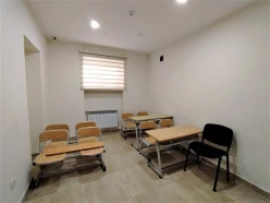 Satılır ofis 10 otaqlı 250 m², Qara Qarayev m.-20