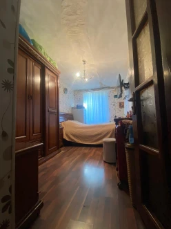 Satılır köhnə tikili 3 otaqlı 63 m², İnşaatçılar m.-4