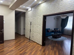 İcarə yeni tikili 5 otaqlı 277 m², Nəsimi-15 İcarə yeni tikili 5 otaqlı 277 m², Nəsimi-15