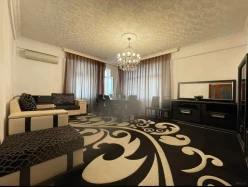 Satılır yeni tikili 4 otaqlı 135 m², İnşaatçılar m.-11 Satılır yeni tikili 4 otaqlı 135 m², İnşaatçılar m.-11