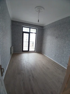 Satılır yeni tikili 2 otaqlı 95 m², Sumqayıt-3 Satılır yeni tikili 2 otaqlı 95 m², Sumqayıt-3