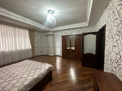 İcarə yeni tikili 5 otaqlı 277 m², Nəsimi-9 İcarə yeni tikili 5 otaqlı 277 m², Nəsimi-9