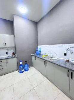 İcarə ofis 10 otaqlı 590 m², Nəsimi-8 İcarə ofis 10 otaqlı 590 m², Nəsimi-8