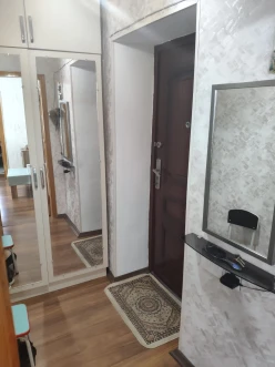 Satılır köhnə tikili 2 otaqlı 45 m², Yasamal r.-6