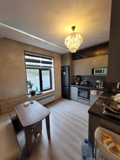 Satılır ev/villa 5 otaqlı 200 m², Buzovna q.-7